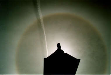 Cirrostratus, 22 1/2 degree Halo with Contrail